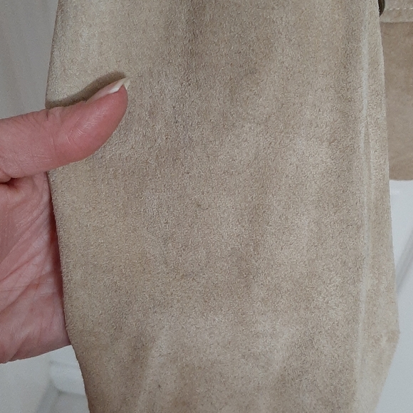 Wilson's Leather Neutral Western Coastal Cowgirl Leather Jacket with Buttons - Picture 12 of 14